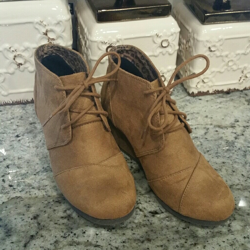Suede wedges - Picture 2 of 4